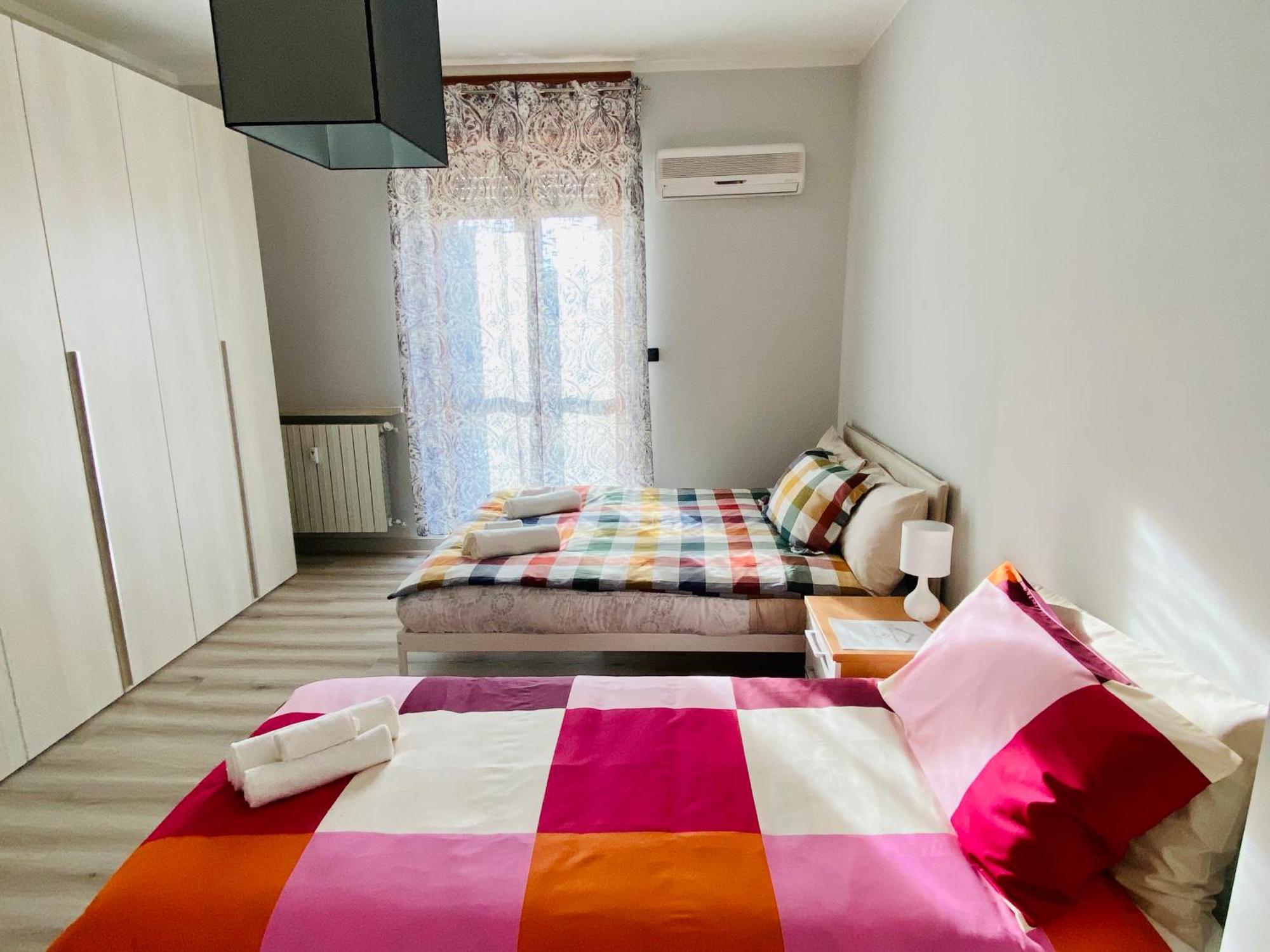 Elegante Appartamento Tre Amis - Doppio Garage & Free Wifi - Ac Centallo ภายนอก รูปภาพ